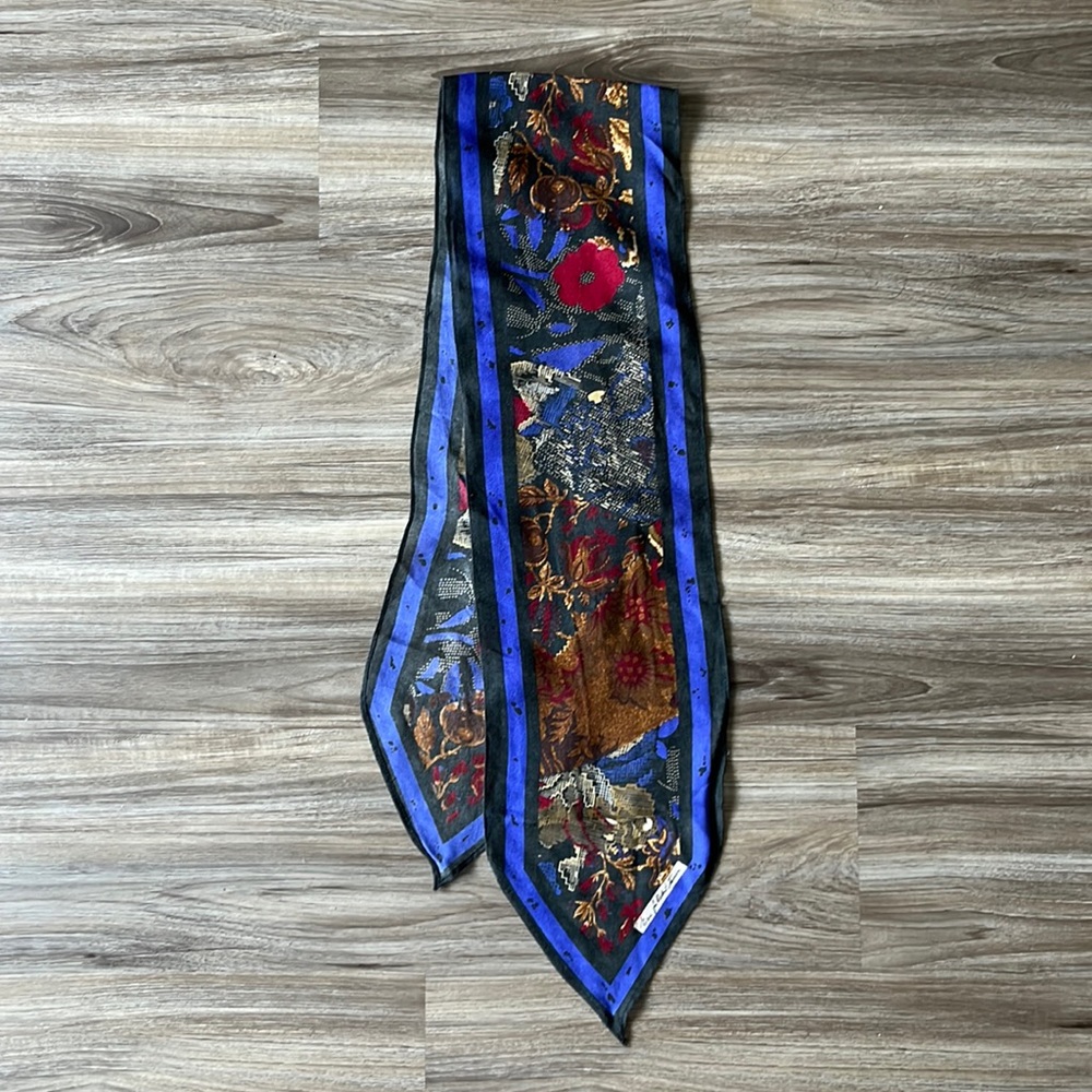 VTG Tie Border Print Floral Scarf